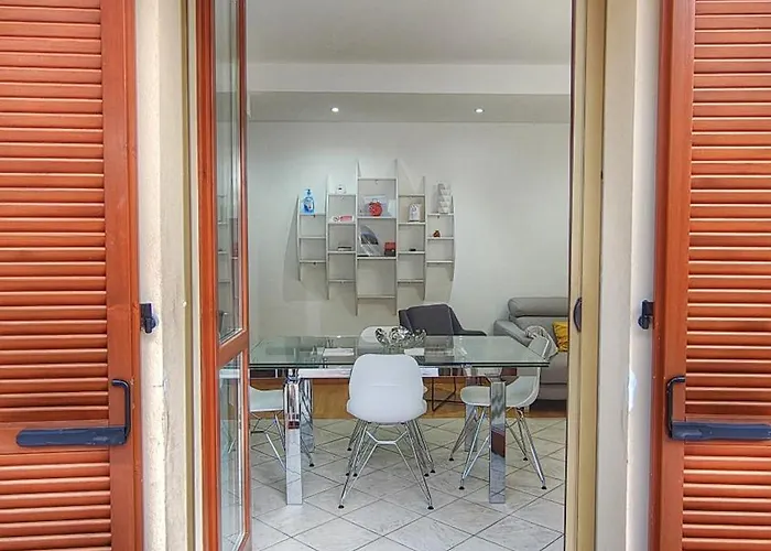 Daire Giardino Erasmo Arona