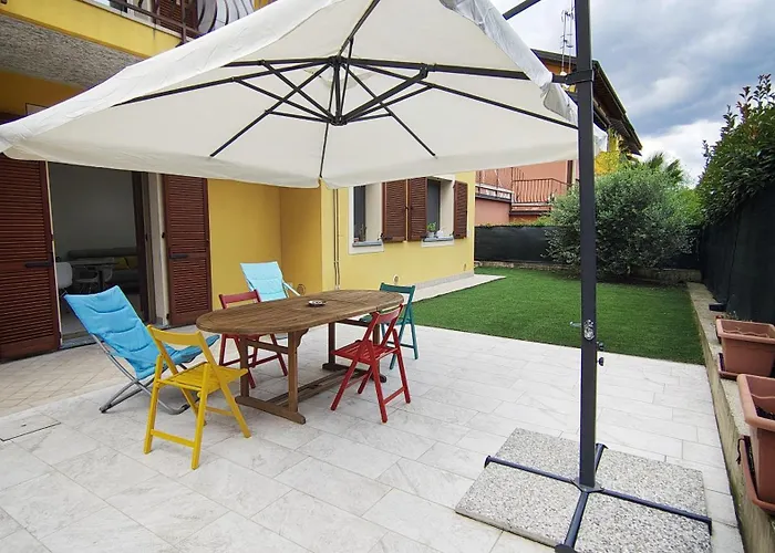 Giardino Erasmo Апартаменты Арона